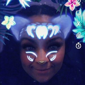 Meet your Posher, Armida